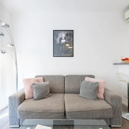 Apartment 1-br In Walk To The Cannes