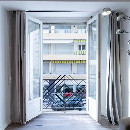 1-br In Walk To The Apartment Cannes